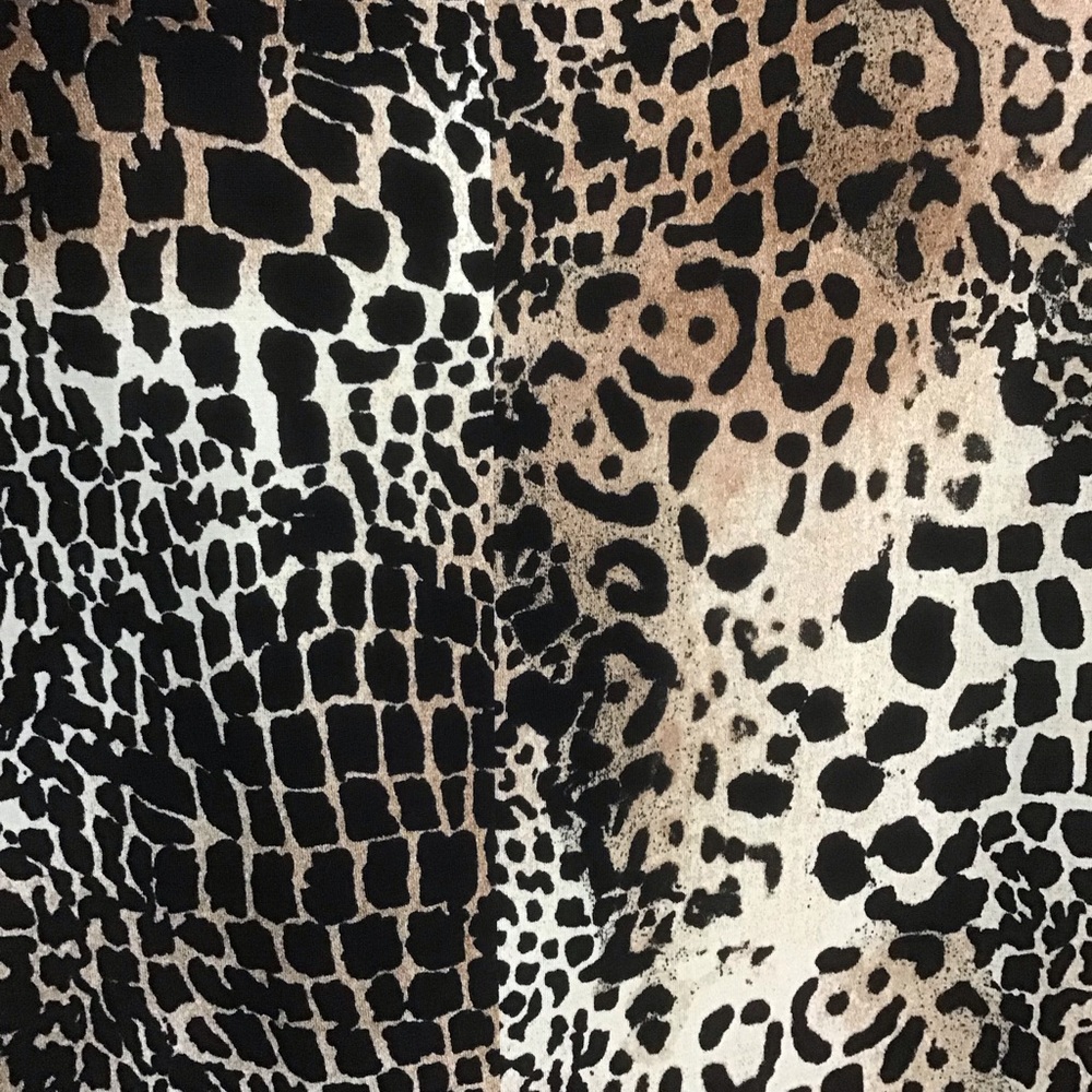 Chico’s Leopard Print Single Button Placket Sheat… - image 4